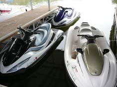 Many types of watercraft available for rent
